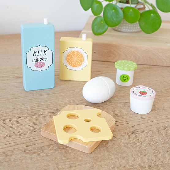 Aliments en bois - découpe - petit déjeuner américain