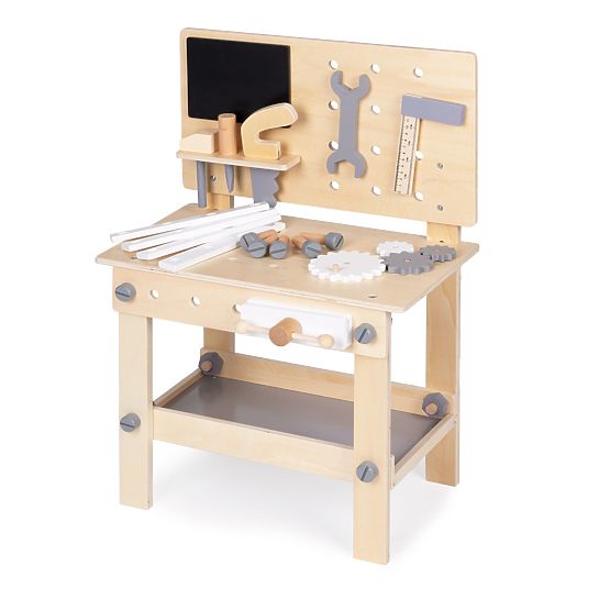 Atelier en bois avec outils