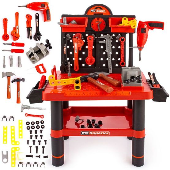 Atelier pour enfants avec outils 