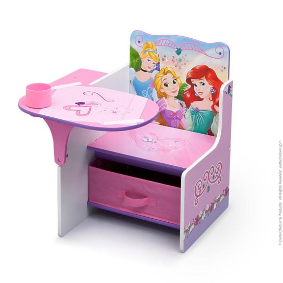 Bébé chaise avec une table Princess