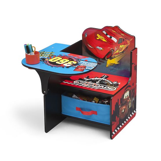 Bébé chaise avec une table Voitures II