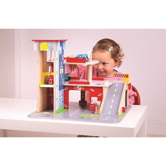 Bigjigs Toys Garage avec parking