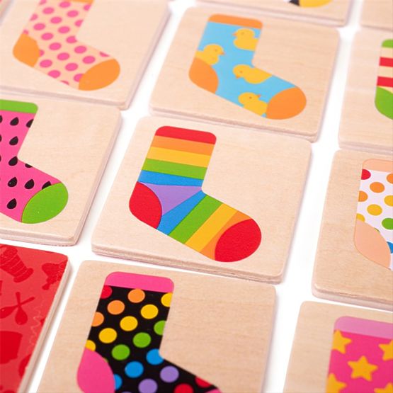Bigjigs Toys Poinçonneuse à chaussettes