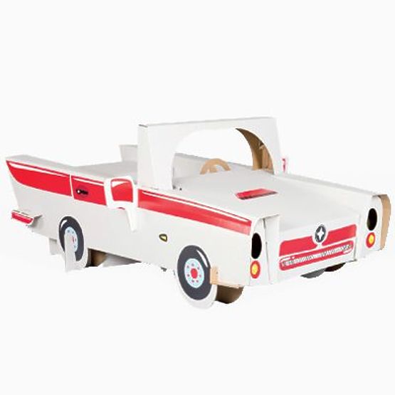 Cabriolet rapide en carton