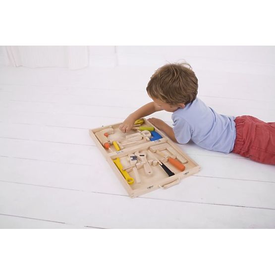 Coffret en bois avec outils