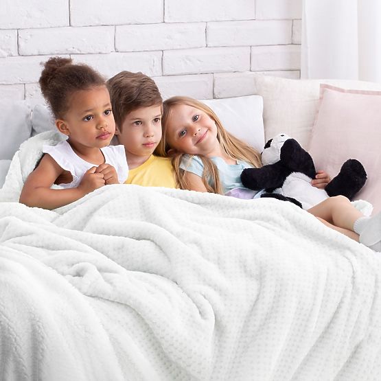 Couverture SHLEEPY couleur blanche avec motif jacquard style classique 130x180