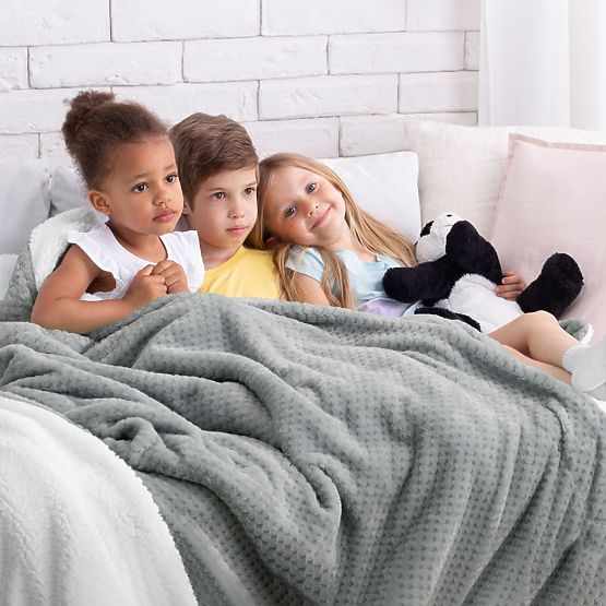 Couvre-lit SHLEEPY couleur grise avec motif jacquard style classique 220x240