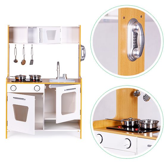 Cuisine en bois avec effets sonores