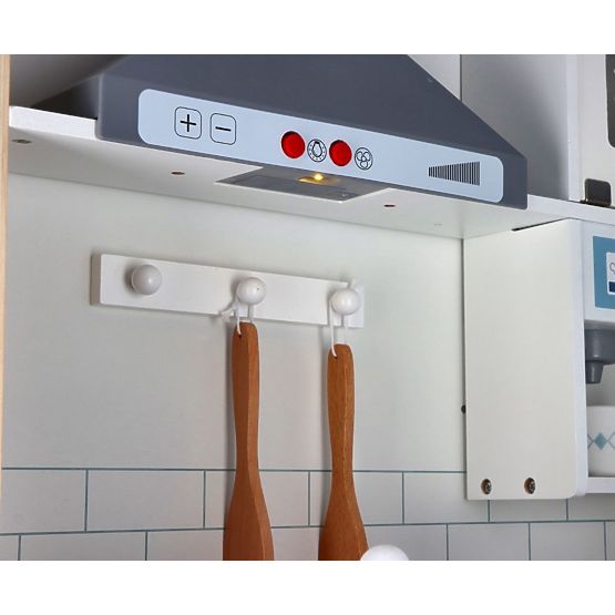 Cuisine interactive en bois avec hotte