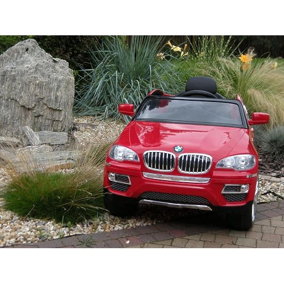 d`enfants électrique espace rover BMW X6 rouge