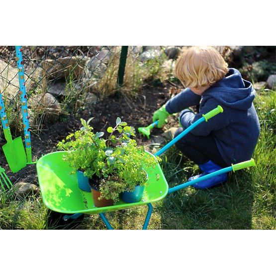 Ensemble d'outils de jardin avec roues