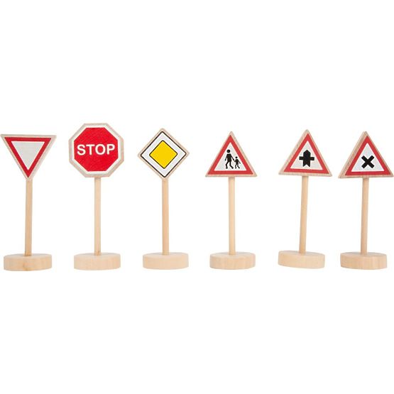 Ensemble de panneaux de signalisation en bois