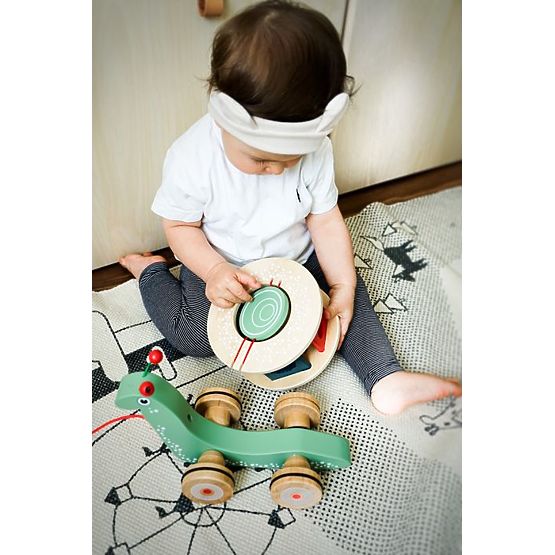 Escargot avec boîte de tri sur corde Montessori
