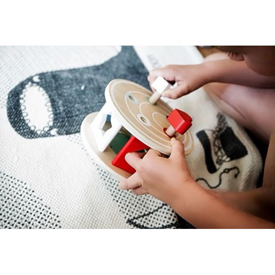Escargot avec boîte de tri sur corde Montessori