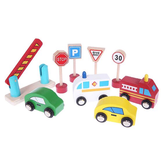 Garage en bois avec voitures et ascenseur