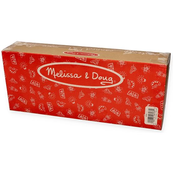 Grand camion avec voitures de course