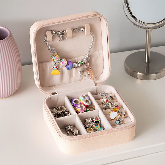 Kit pour fabriquer des bracelets, colliers, pendentifs, perles 66 éléments + organiseur et sac