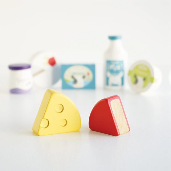 Caisse Le Toy Van avec produits laitiers