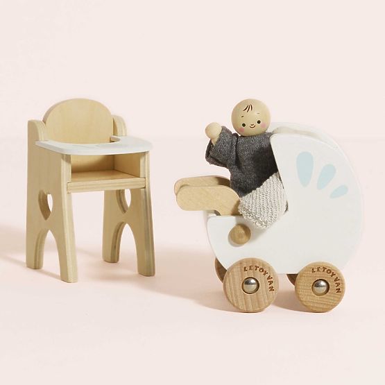 Le Toy Van Ensemble bébé avec accessoires nouveau design