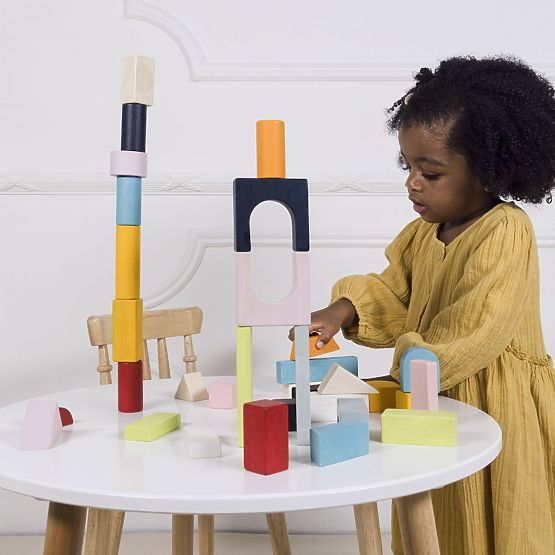 Le Toy Van Petilou Blocs colorés dans un sac en coton 60 pcs
