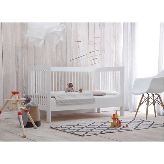 Lit bébé Basic 140x70 cm