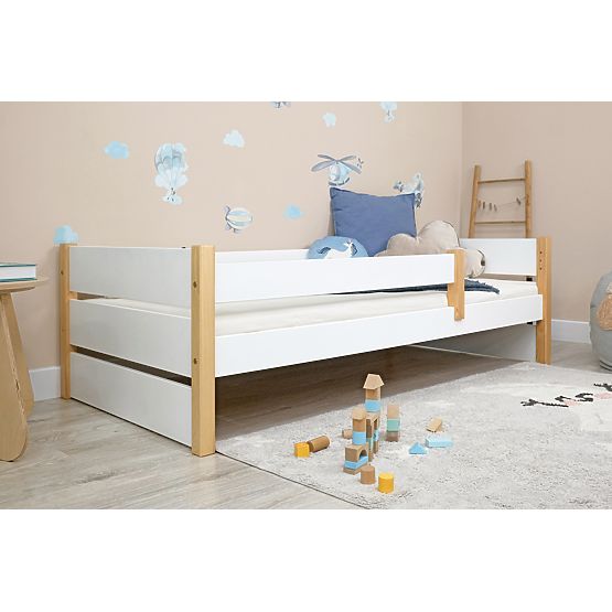 Lit d'enfant en bois Scandie avec barrière - blanc