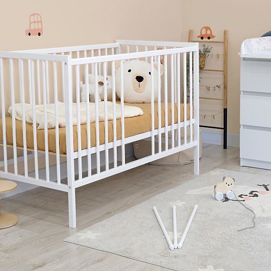 Lit de bébé en bois Standard - blanc