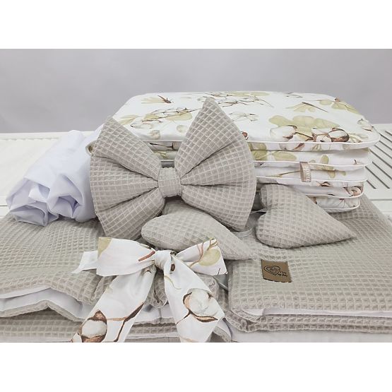 Berceau en osier blanc avec équipement pour bébé - Fleurs de coton