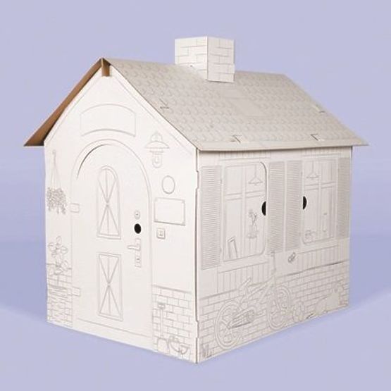 Maison en carton pour enfants avec cheminée