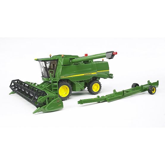 Moissonneuse-batteuse Bruder JOHN DEERE T670i