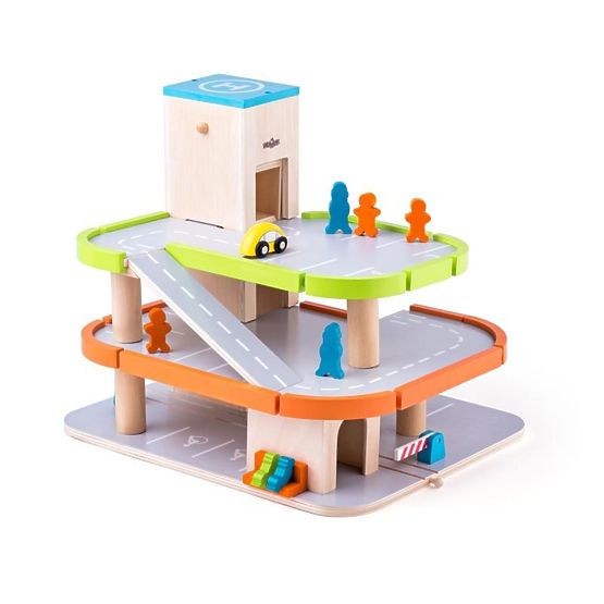 Parking en bois avec ascenseur