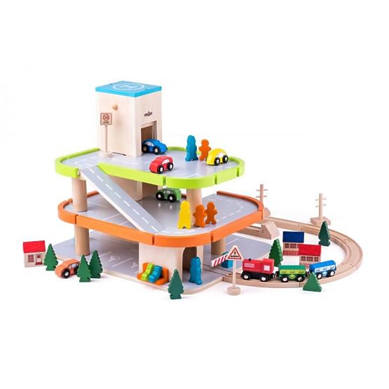 Parking en bois avec ascenseur