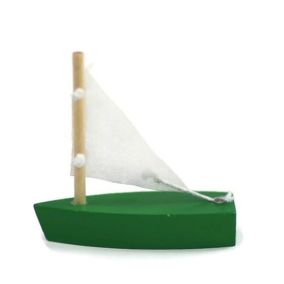 Petits bateaux en bois
