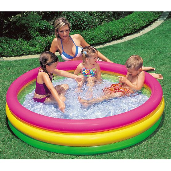 Piscine gonflable colorée pour enfants