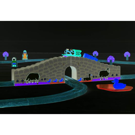 Pont Bigjigs Rail Farm avec tunnel