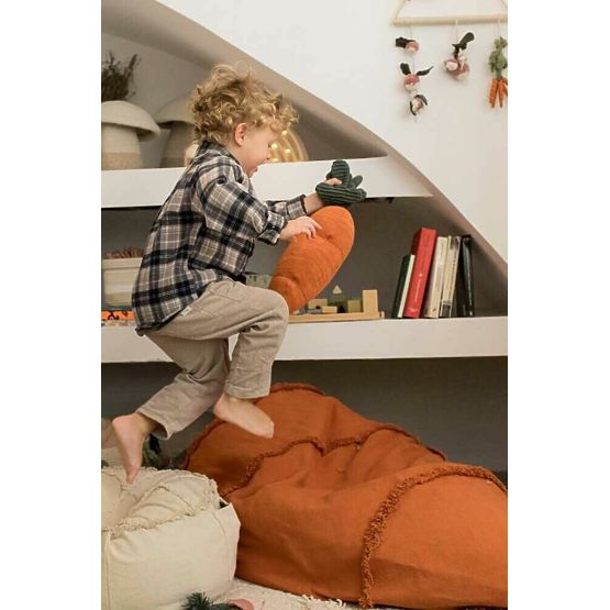 Pouf poire carotte - Lorena Canals