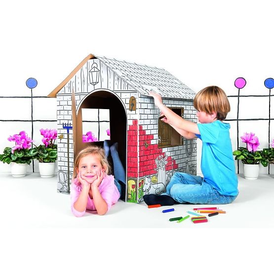 Maison en carton pour enfants