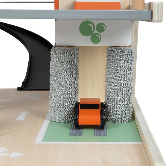 small foot Parking de course en bois