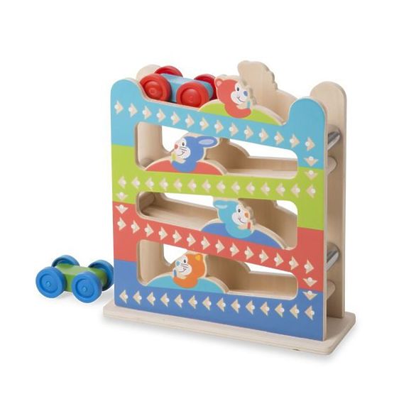 Toboggan en bois avec des animaux