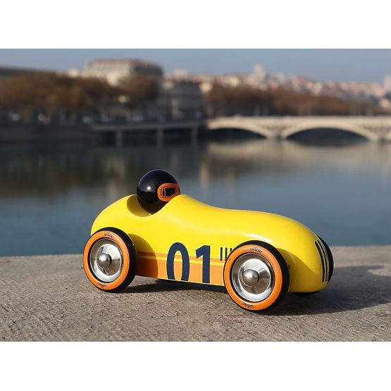 Vilac Voiture en bois Old Sport Compet jaune