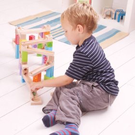Bigjigs Toys Piste de balles colorées en bois, Bigjigs Toys