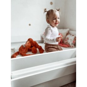 Lit pour enfant avec barrière Ourbaby - blanc