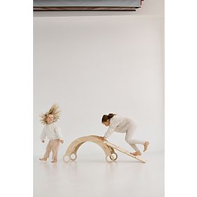Balançoire Montessori en bois avec toboggan/mur d'escalade M - naturel, baby wood