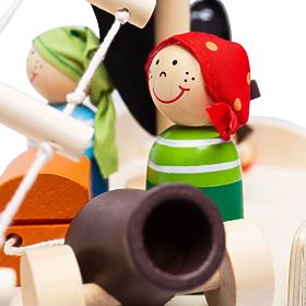 Bigjigs Toys Bateau Pirate avec Pirates