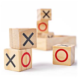 Bigjigs Toys Blocs de tic-tac-toe en bois
