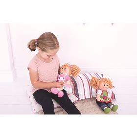 Bigjigs Toys Manteau rose avec boutons pour poupée 28 cm