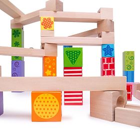 Bigjigs Toys Piste de boules en bois colorée