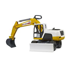 Bruder Pelle sur pneus XE 5000