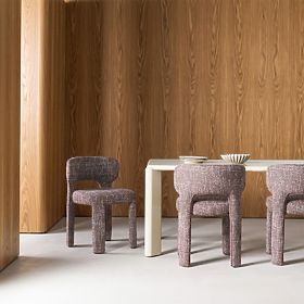 Chaise rembourrée Misu, chocolat/blanc