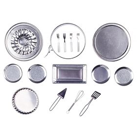 Ensemble de pâtisserie avec moules en inox